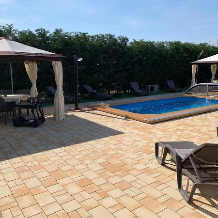 Fullhouse Apartmanhaz Zamárdi Εξωτερικό φωτογραφία