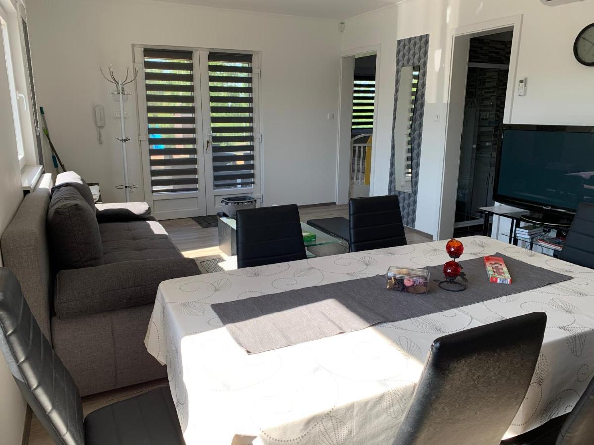 Fullhouse Apartmanhaz Zamárdi Εξωτερικό φωτογραφία